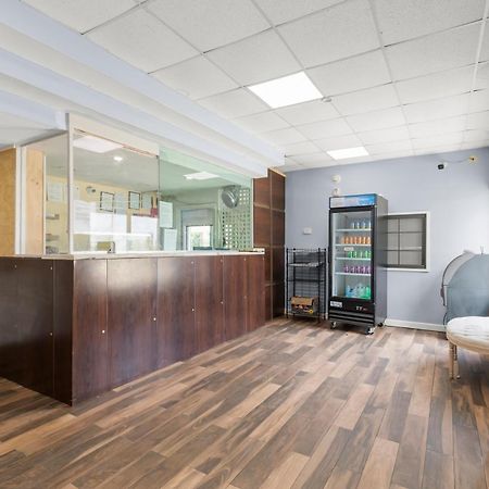 Travel Inn & Suites ハンブル エクステリア 写真