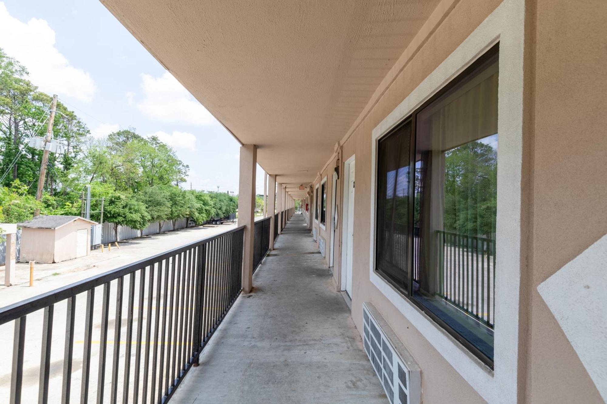 Travel Inn & Suites ハンブル エクステリア 写真