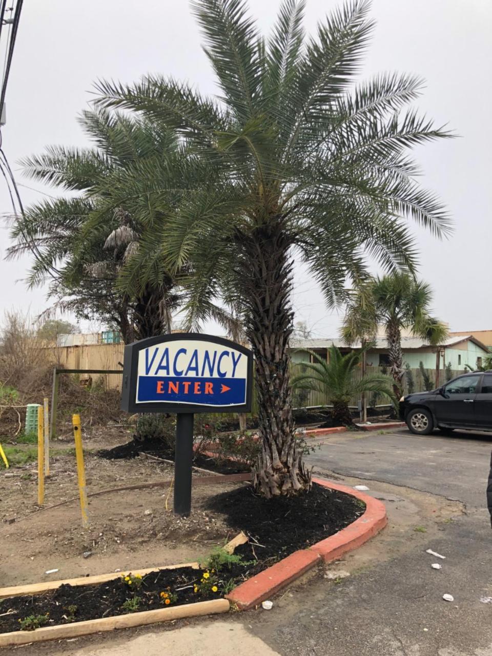 Travel Inn & Suites ハンブル エクステリア 写真