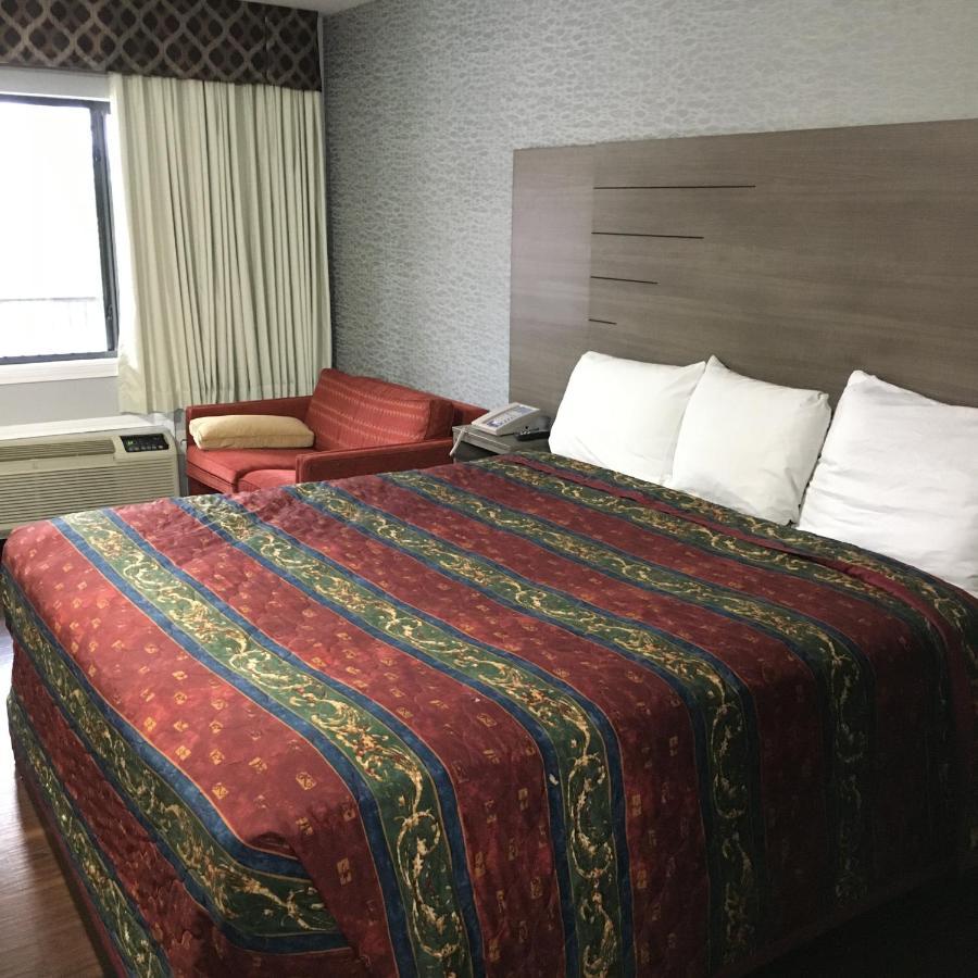 Travel Inn & Suites ハンブル エクステリア 写真